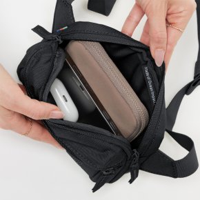 GOTBAG. Sling Bag small black